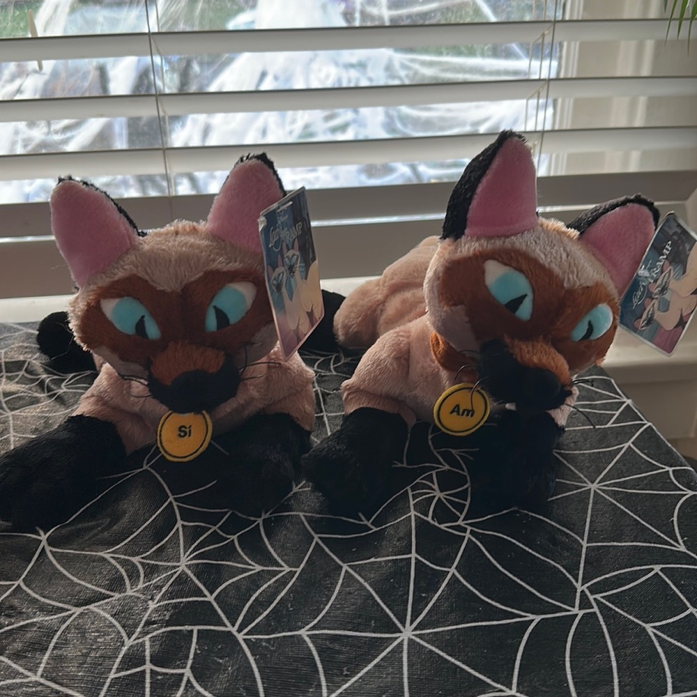 vintage lady and the tramp plushies